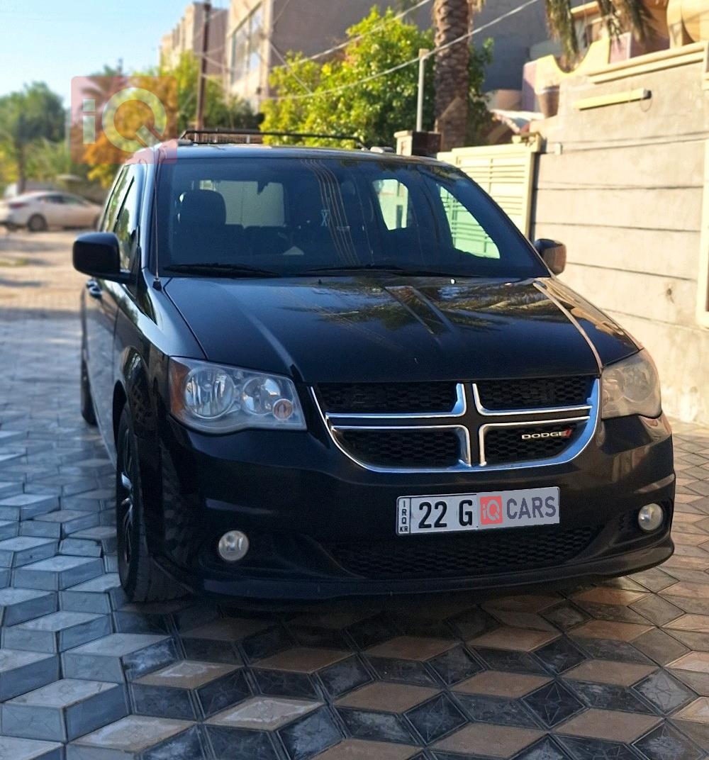 دودج جراند كارافان